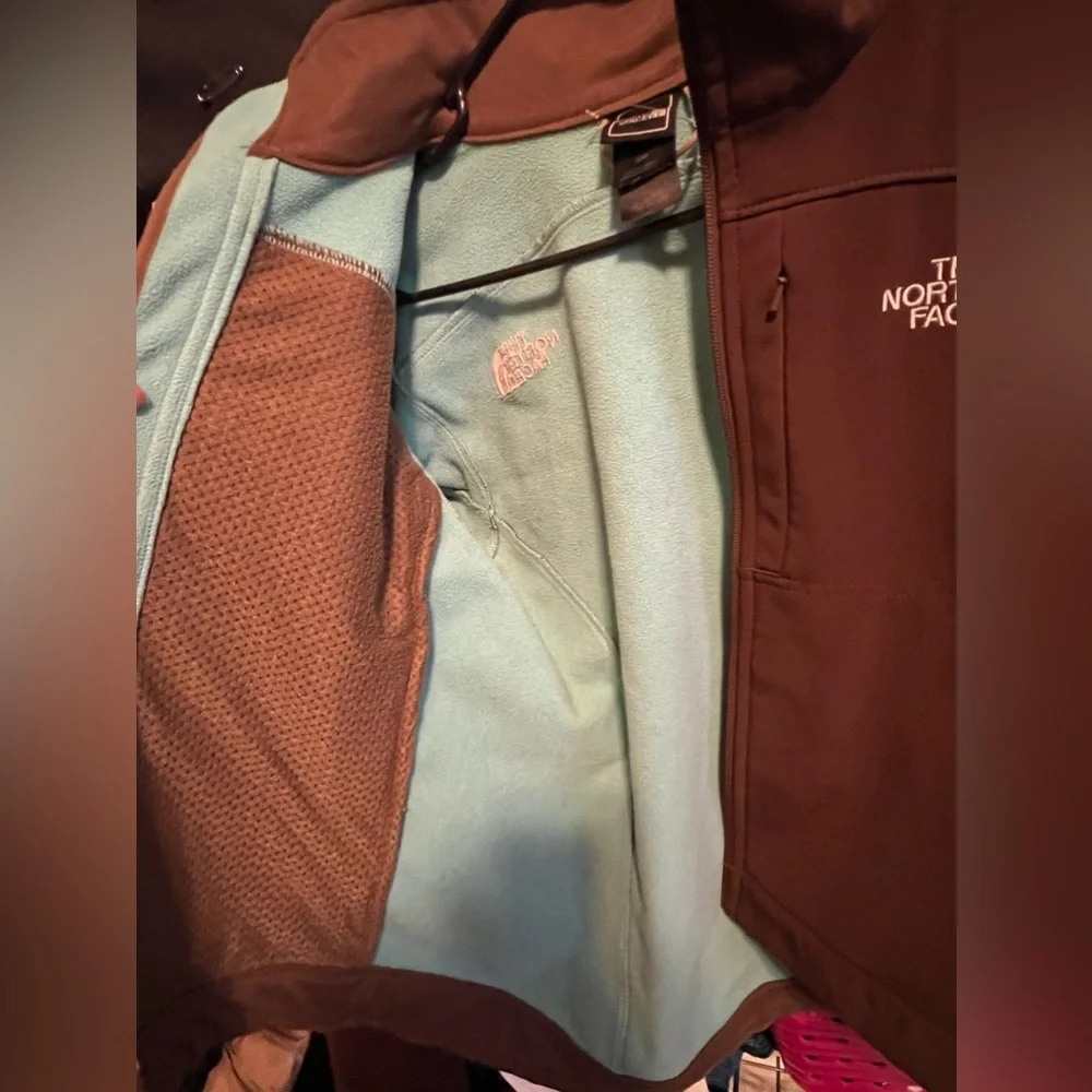 Jacket - Picture 2 of 4